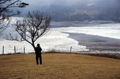 �l�H�Ôg���N�������߂ɊC��j�������N�����΁A���k���݂̊C�ꂩ����ː����������o����ē�����O�ł��B