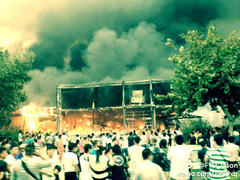 ��؂ȗ��D�Εt�������ƒ����̃p�C�I�j�A�A�K�ߕ�