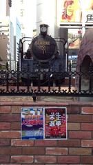 ���_�����Љ�ւ̒�R�^���B���ς��i��ς��B�c��𗠎Љ�����ł����Ƃ��Ă��P�������͎x�z�ł��Ȃ��B